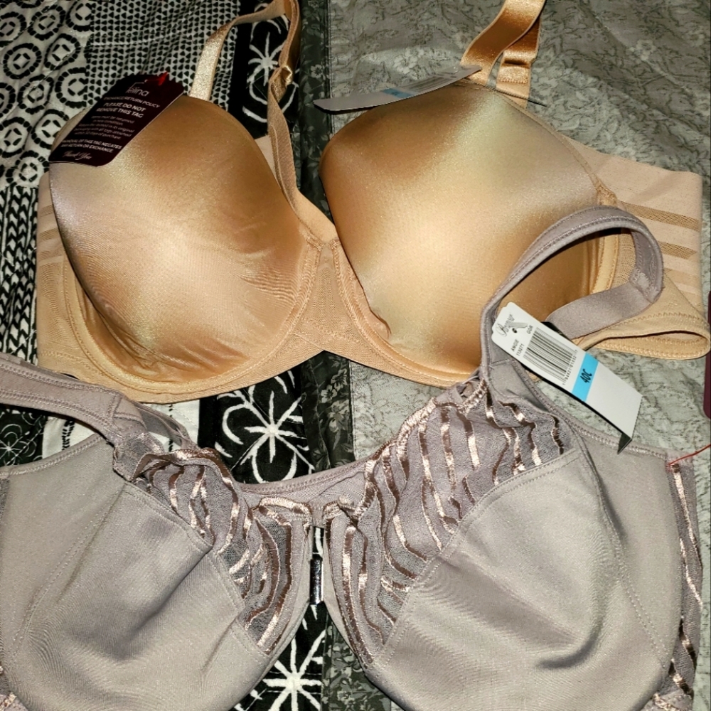2 Felina Bras NWT